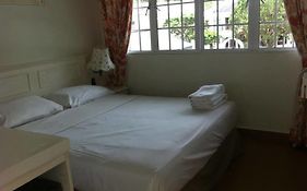 Puncak Inn Fraser's Hill  2*